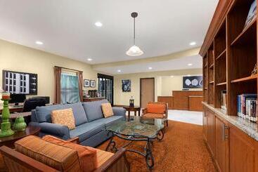 هتل Comfort Inn & Suites Temple   Medical Center