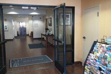 هتل Country Inn & Suites By Radisson, Flagstaff, Az
