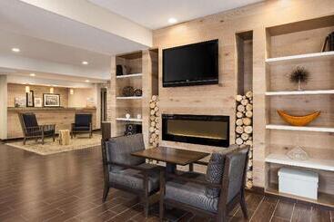 هتل Country Inn & Suites By Radisson, Flagstaff, Az