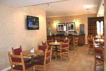هتل Country Inn & Suites By Radisson, Flagstaff, Az