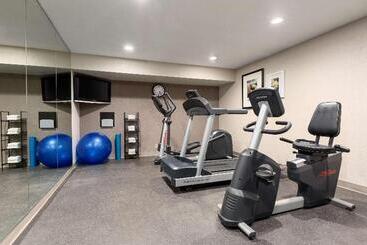 هتل Country Inn & Suites By Radisson, Flagstaff, Az
