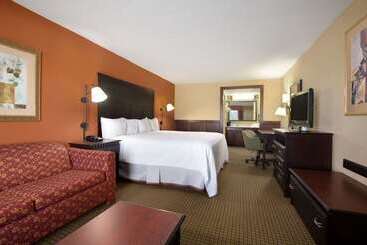 هتل Days Inn By Wyndham Longview South
