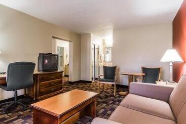 Motel 6 Montgomery, Al   Eastern Blvd