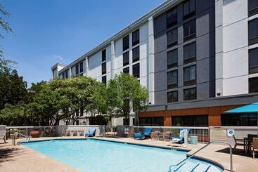 هتل Hampton Inn Austin Nw Near The Domain