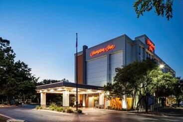 هتل Hampton Inn Austin Nw Near The Domain