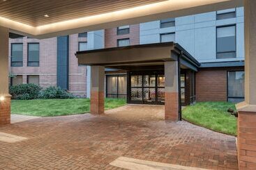 هتل Hampton Inn Baltimore/white Marsh