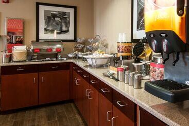 هتل Hampton Inn Boise  Airport