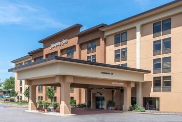 هتل Hampton Inn Columbia