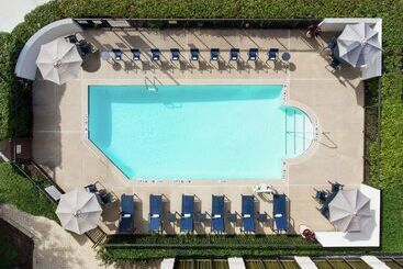 هتل Hampton Inn Dallasirvinglas Colinas