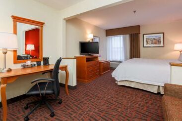 هتل Hampton Inn By Hilton Dayton Fairborn Wright Patterson Afb