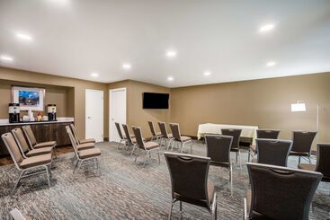 Отель Hampton Inn Dover