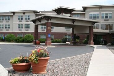 هتل Hampton Inn Duluth Canal Park