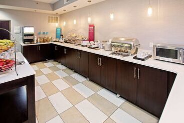 هتل Hampton Inn Elizabethtown Ky