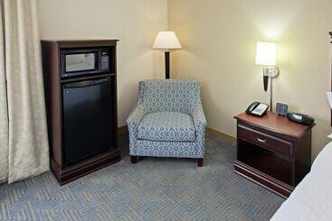 هتل Hampton Inn Elizabethtown Ky