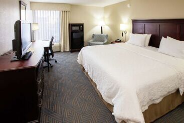 هتل Hampton Inn Elizabethtown Ky