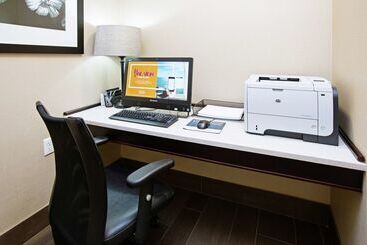 هتل Hampton Inn Elizabethtown Ky