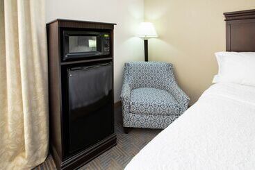 هتل Hampton Inn Elizabethtown Ky