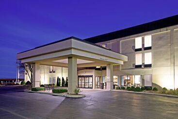هتل Hampton Inn Elizabethtown Ky