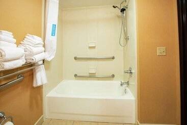 هتل Hampton Inn Elizabethtown Ky