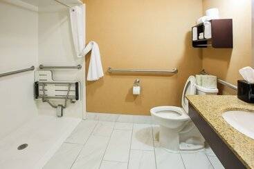هتل Hampton Inn Elizabethtown Ky