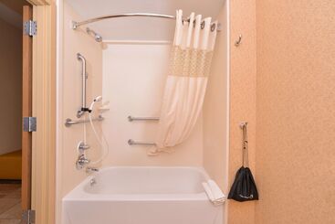 هتل Hampton Inn Elkhart In