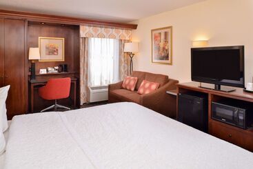 هتل Hampton Inn Elkhart In
