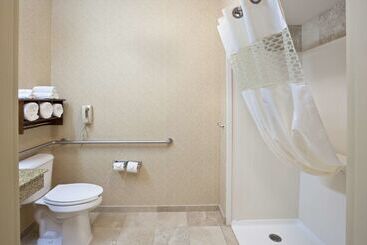 هتل Hampton Inn Elkhart In