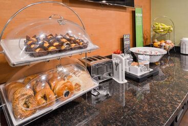هتل Hampton Inn Elkhart In