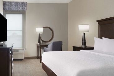 هتل Hampton Inn Evansville