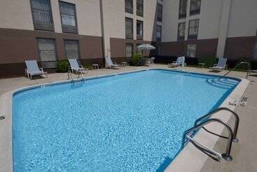 هتل Hampton Inn Fayetteville Fort Liberty