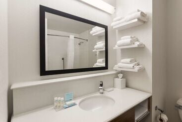 هتل Hampton Inn Fort Smith