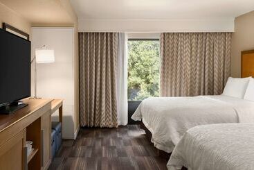 هتل Hampton Inn Fort Smith