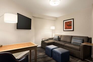 هتل Hampton Inn Fort Smith