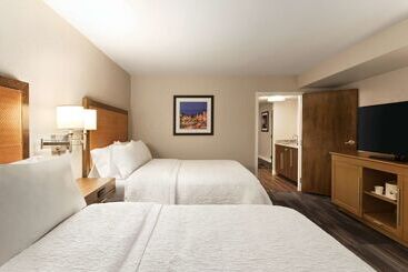 هتل Hampton Inn Fort Smith