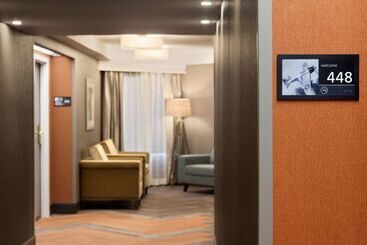 هتل Hampton Inn Fort Smith