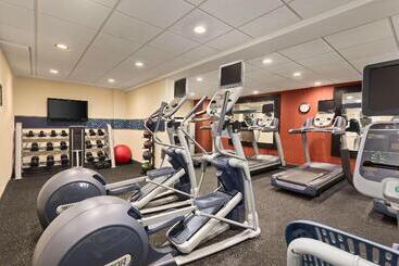 هتل Hampton Inn Fort Smith