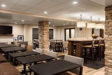 هتل Hampton Inn Fort Smith