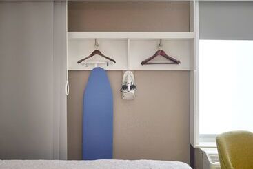 هتل Hampton Inn By Hilton Harrisburg West