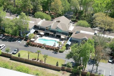 هتل Hampton Inn Hilton Head