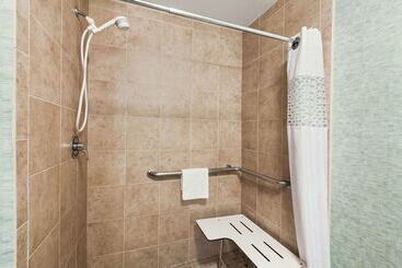 هتل Hampton Inn Houstonnorthwest