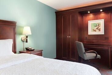 هتل Hampton Inn Houstonnorthwest