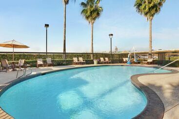 هتل Hampton Inn Houstonnorthwest