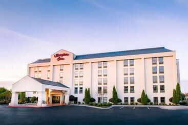 هتل Hampton Inn Huntsville Arsenal/south Pkway