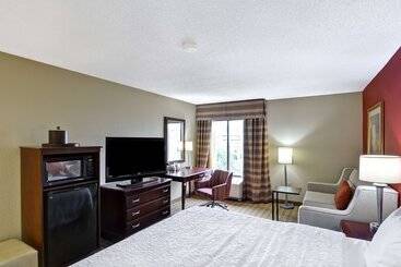 هتل Hampton Inn Jacksonvilledowntowni95