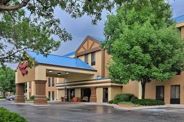 هتل Hampton Inn Loveland