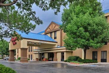 هتل Hampton Inn Loveland