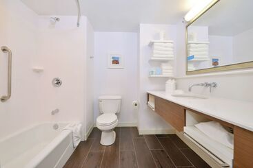 هتل Hampton Inn Martinsburg