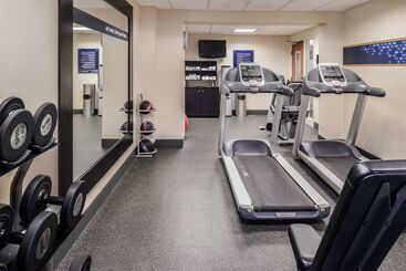 هتل Hampton Inn Martinsburg