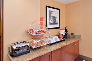 هتل Hampton Inn Martinsburg
