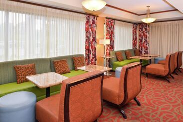 هتل Hampton Inn Martinsburg